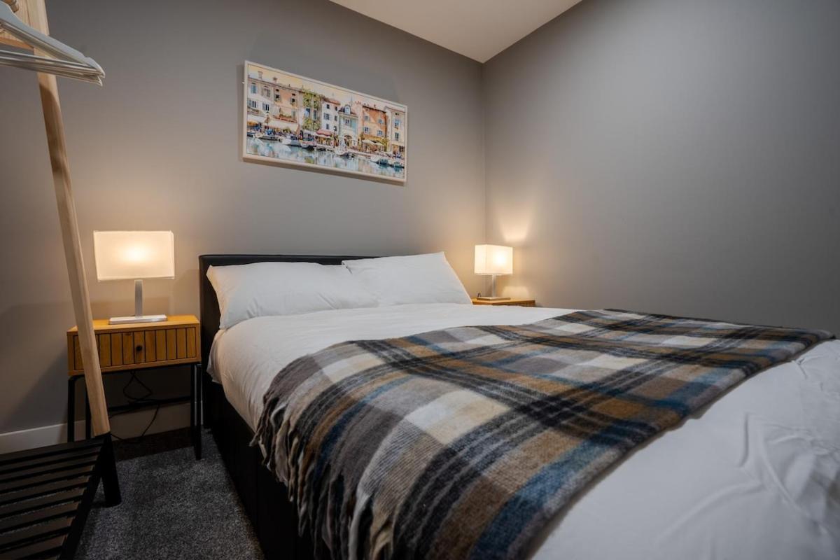 Apartment Dockside Escape By Royal Dock Liverpool